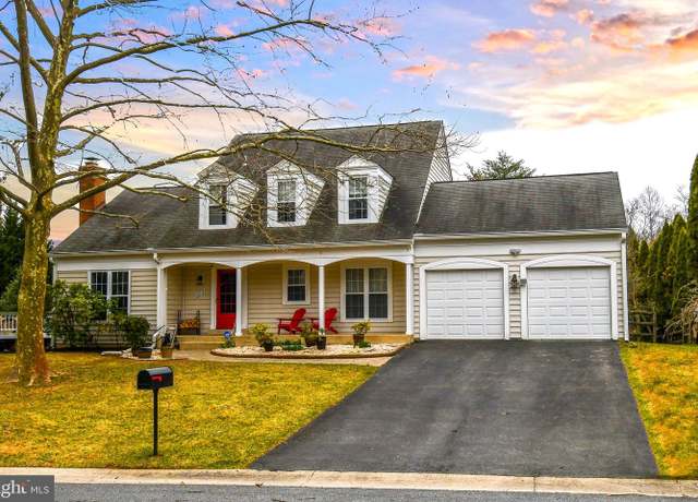 Property at 20712 Aspenwood Ln, Gaithersburg, MD 20886, 5 beds, 3.5 baths