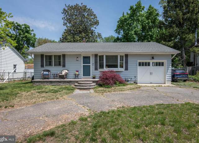 Property at 442 E Landing St, Lumberton, NJ 08048, 3 beds, 1.5 baths