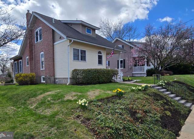 Property at 325 S 5th St, Perkasie, PA 18944, 3 beds, 1.5 baths