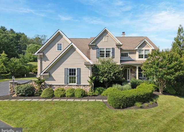 Property at 824 Forest Ln, Malvern, PA 19355, 4 beds, 4 baths