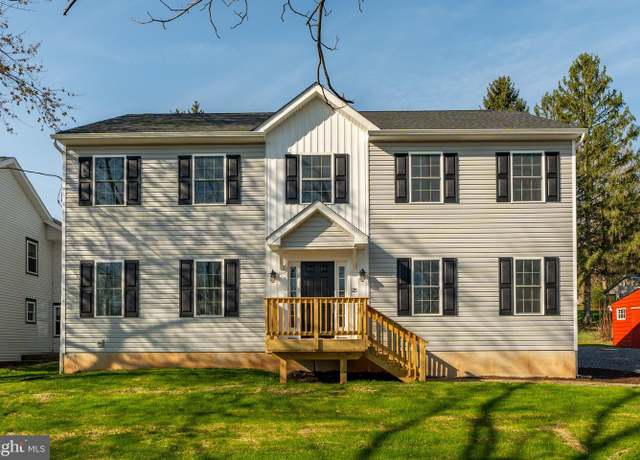 Property at 25 Railroad St, Denver, PA 17517, 4 beds, 2.5 baths