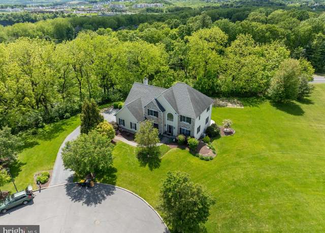 Property at 7021 Lehigh Ct, Allentown, PA 18106, 4 beds, 3.5 baths