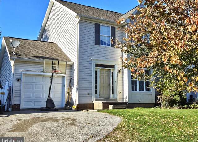 Property at 434 Pumping Station Rd, Hanover, PA 17331, 4 beds, 3.5 baths