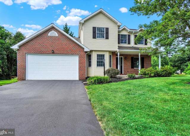 Property at 105 Margate Rd, York, PA 17408, 4 beds, 2.5 baths