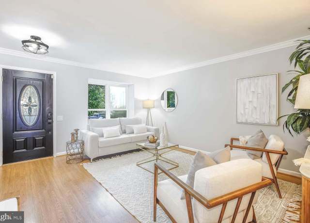 Property at 8087 Topper Ct, Alexandria, VA 22315, 2 beds, 1.5 baths