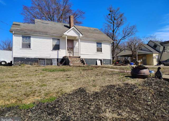 Property at 925 Myrtle Rd, Martinsville, VA 24112, 3 beds, 1 bath