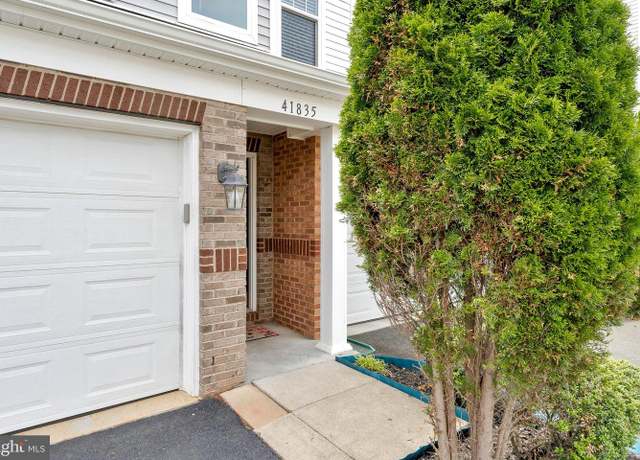 Property at 41835 Diabase Sq, Aldie, VA 20105, 3 beds, 3.5 baths