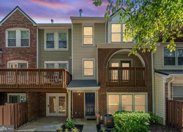 Property at 12560 Kempston Ln, Woodbridge, VA 22192, 3 beds, 2.5 baths