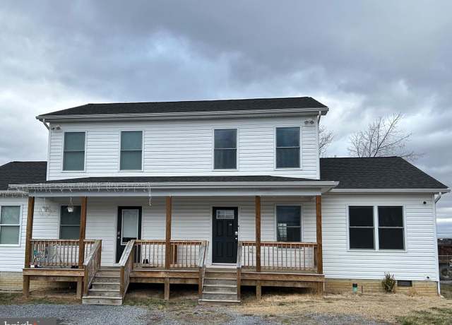 Property at 123 Neptune Way, Bunker Hill, WV 25413, 3 beds, 2 baths
