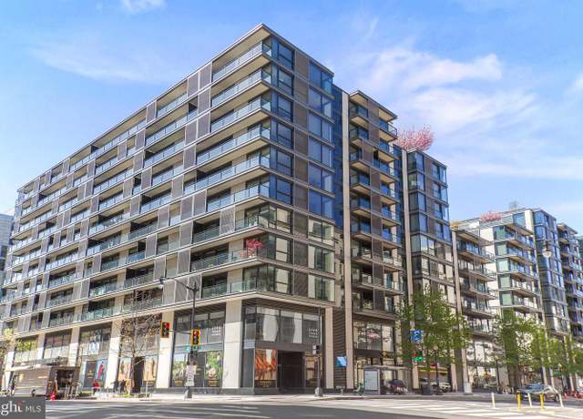 Property at 925 H St NW #712, Washington, DC 20001, 2 beds, 2.5 baths
