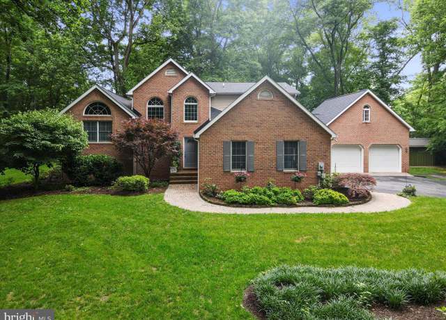 Property at 16245 River Bend Ct, Williamsport, MD 21795, 4 beds, 3 baths
