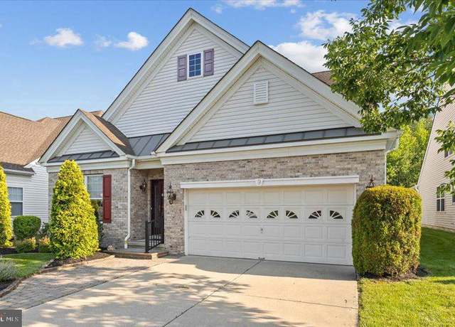 Property at 9 Clancy Ct, Marlton, NJ 08053, 3 beds, 3 baths