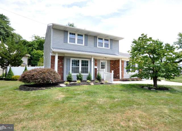 Property at 29 Swarthmore Ave, Stratford, NJ 08084, 4 beds, 2 baths