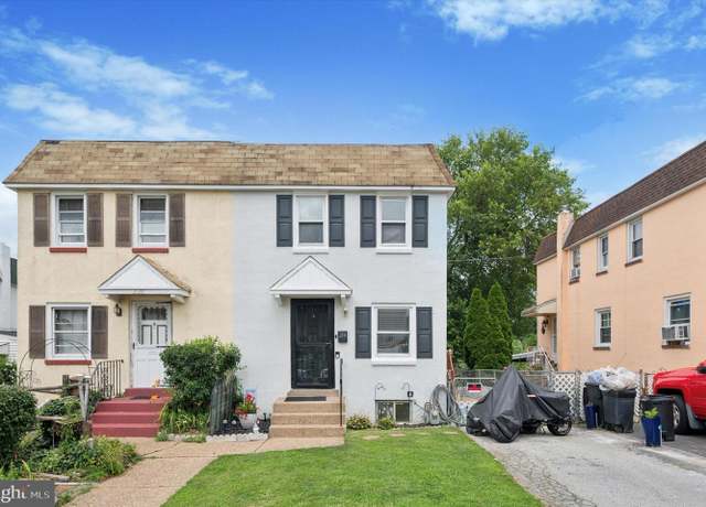 Property at 218 Crum Creek Dr, Woodlyn, PA 19094, 3 beds, 1.5 baths