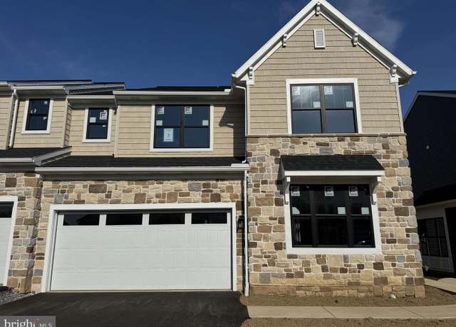 Property at 106 Village Dr, Millersville, PA 17551, 3 beds, 2.5 baths