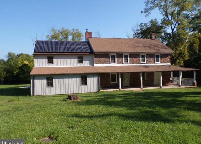 Property at 81 S Grange Ave, Collegeville, PA 19426, 3 beds, 2.5 baths