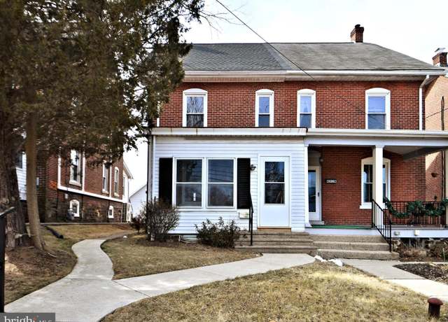 Property at 28 N 2nd St, Souderton, PA 18964, 3 beds, 2 baths