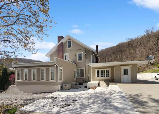 Property at 794 Claremont Ave, Tamaqua, PA 18252, 4 beds, 2 baths