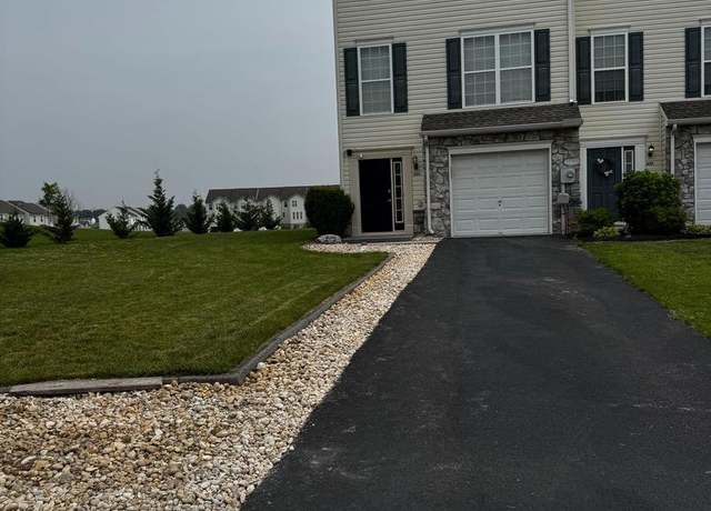 Property at 335 Cape Climb, York, PA 17408, 4 beds, 3.5 baths