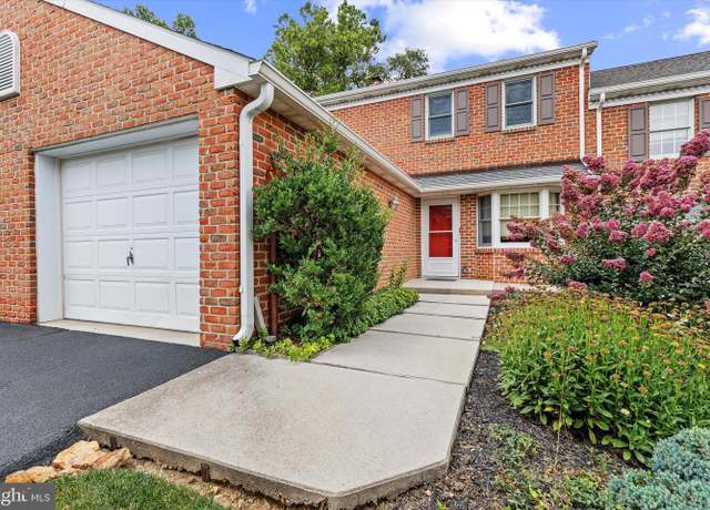 Property at 235 Wyntre Brooke Dr #6, York, PA 17403, 2 beds, 2.5 baths