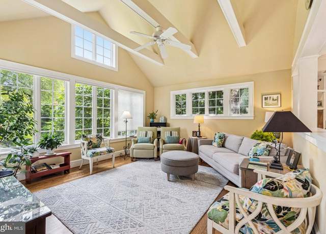 Property at 214 Jefferson St, Falls Church, VA 22046, 4 beds, 3 baths