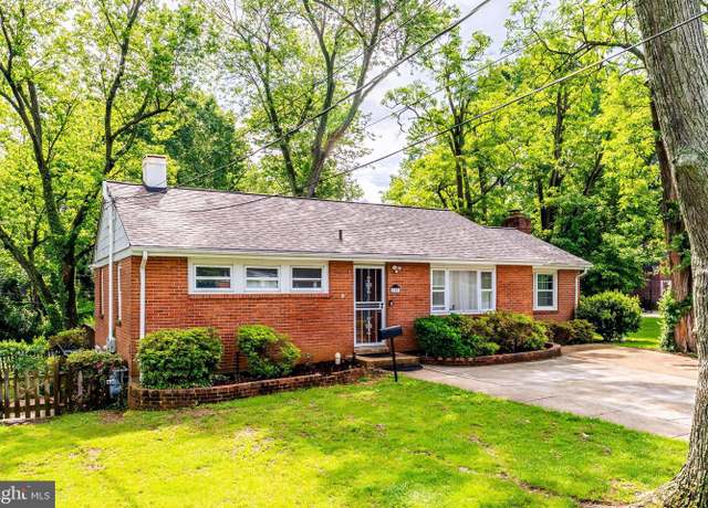Property at 6103 Pike Ct, Alexandria, VA 22310, 3 beds, 2 baths