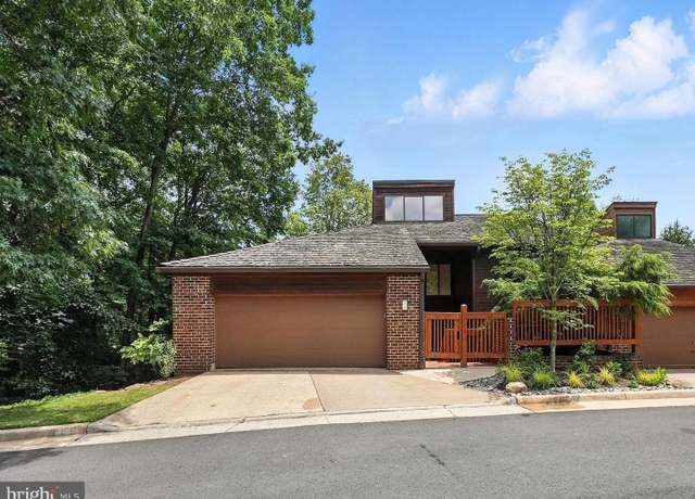 Property at 2151 Cabots Point Ln, Reston, VA 20191, 4 beds, 3 baths