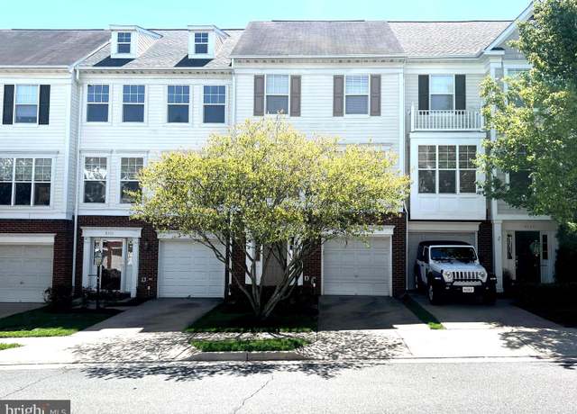 Property at 8135 Rainwater Cir, Manassas, VA 20111, 3 beds, 2.5 baths
