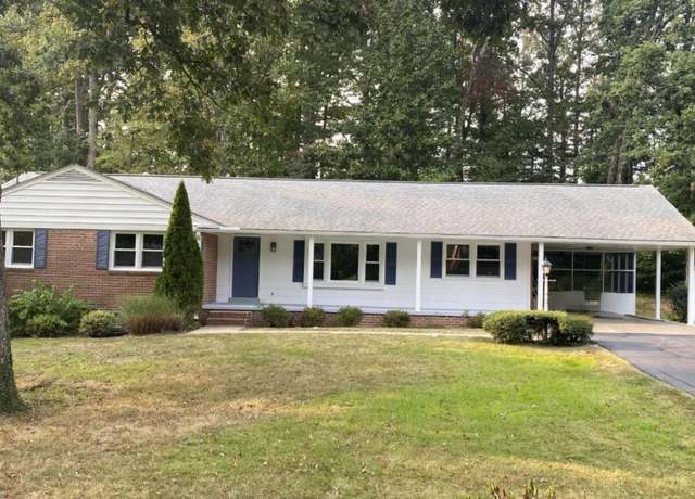 Property at 7 Woodberry Ct, Fredericksburg, VA 22405, 3 beds, 2 baths