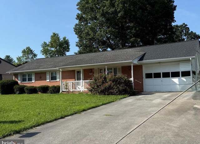Property at 303 Beechcroft Rd, Winchester, VA 22601, 3 beds, 1.5 baths
