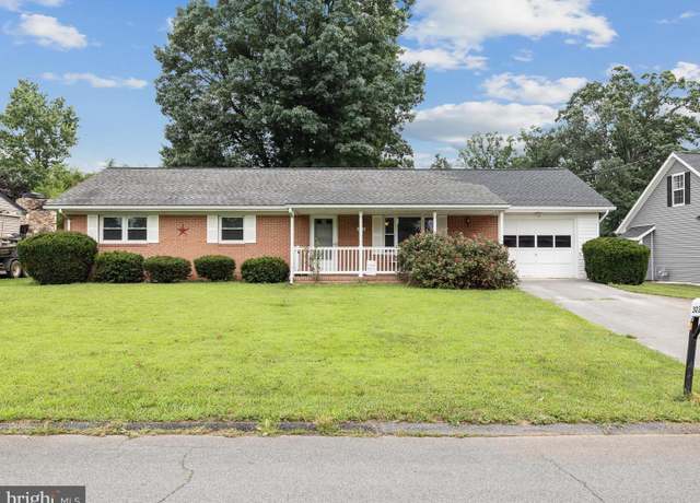 Property at 303 Beechcroft Rd, Winchester, VA 22601, 3 beds, 1.5 baths