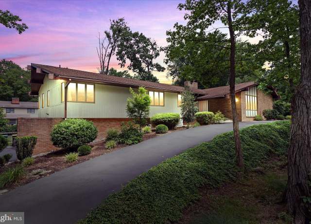 Property at 115 Sorrel Dr, Wilmington, DE 19803, 5 beds, 3.5 baths