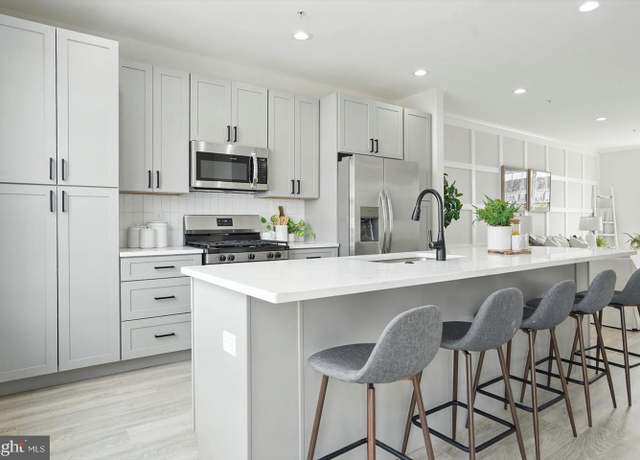 Property at 7710 Village Park Dr, Baltimore, MD 21222, 4 beds, 2.5 baths