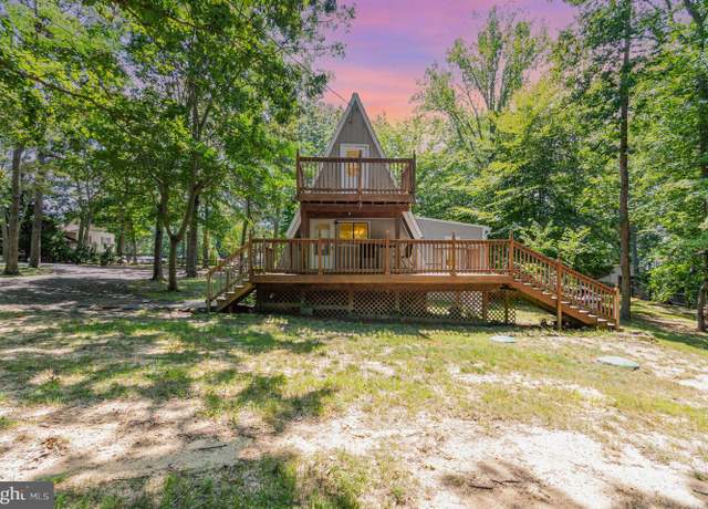 Property at 528 Skyview Dr, Lusby, MD 20657, 3 beds, 2 baths