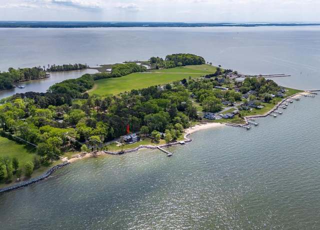 Property at 102 Chesapeake Bay Dr, Stevensville, MD 21666, 3 beds, 3 baths