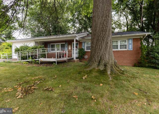 Property at 122 Orchard Dr, Boonsboro, MD 21713, 5 beds, 3.5 baths