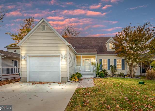 Property at 13801 Fountain Rd, Ocean City, MD 21842, 3 beds, 2 baths