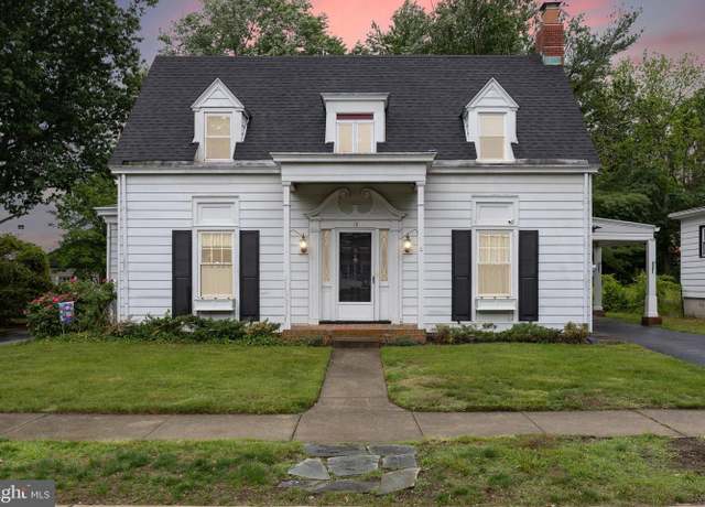 Property at 15 E Grant St, Woodstown, NJ 08098, 4 beds, 1.5 baths