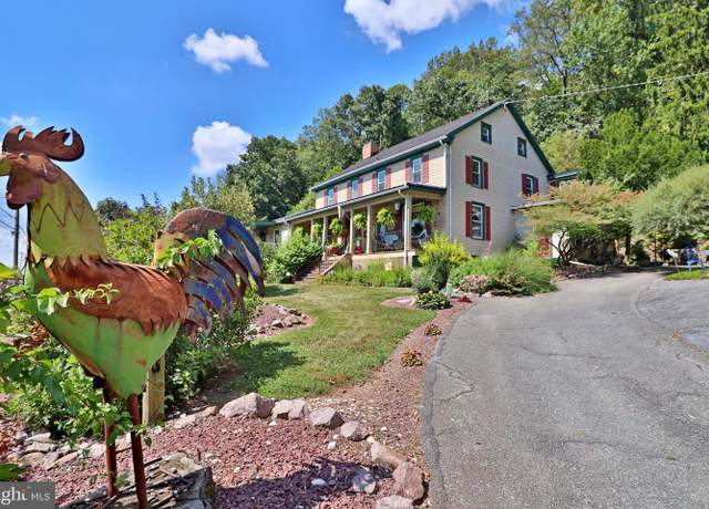 Property at 2145 Old Lancaster Pike, Reinholds, PA 17569, 6 beds, 6 baths