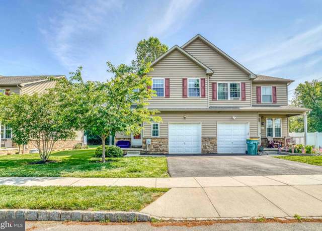 Property at 103 Megans Ct, Bensalem, PA 19020, 3 beds, 2.5 baths