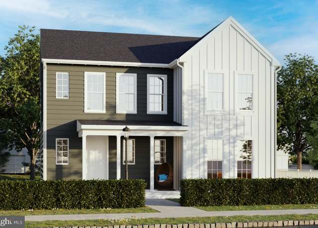 Property at 18 Snap Dragon Rd, Carlisle, PA 17015, 4 beds, 2.5 baths