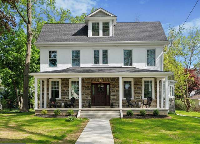Property at 620 E Manoa Rd, Havertown, PA 19083, 6 beds, 2.5 baths