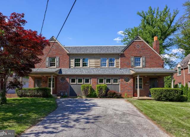Property at 1055-1057 Columbia Ave, Lancaster, PA 17603, 4 beds, 2 baths