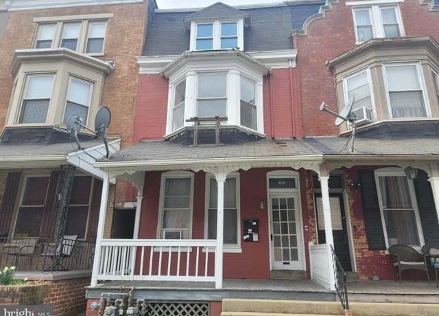 Property at 819 Linden Ave, York, PA 17404, 4 beds, 3 baths