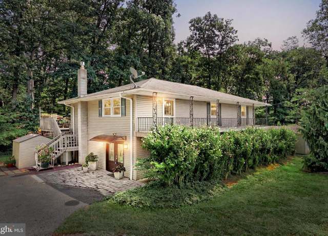 Property at 90 Mulligan Dr, Etters, PA 17319, 3 beds, 2 baths