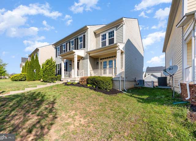 Property at 1403 Idlewild Blvd, Fredericksburg, VA 22401, 5 beds, 3.5 baths