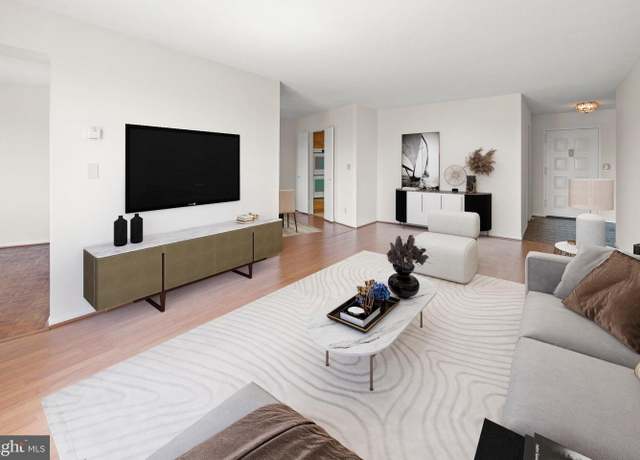 Property at 8340 Greensboro Dr #1014, Mclean, VA 22102, 2 beds, 2 baths