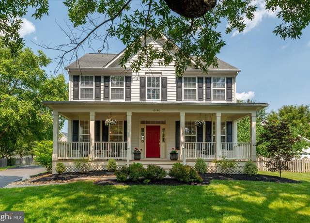 Property at 43450 Oxen Ln, Chantilly, VA 20152, 4 beds, 3.5 baths