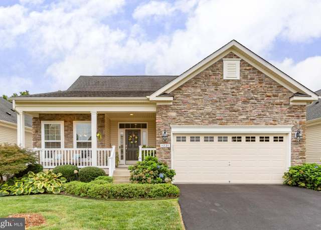 Property at 5820 S Mills Manor Ct, Fredericksburg, VA 22407, 2 beds, 3 baths