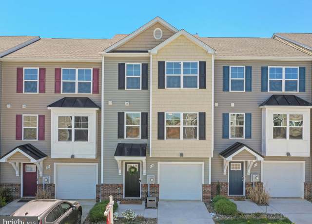 Property at 83 Carnes Way, Martinsburg, WV 25403, 4 beds, 3 baths